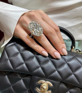 Why the Ultra Wealthy Are Quietly Moving Toward Colour Instead of Carat.