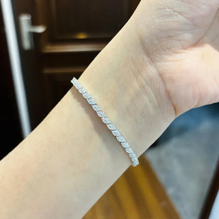 Diamond Waltz Bracelet for women in sterling silver with Moissanite – elegant adjustable waltz bracelet with rhythmic sparkle.