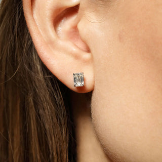 Lab grown emerald cut diamond stud earrings in 18K gold featuring 1–5 carat EF color, VVS clarity lab-grown diamonds.