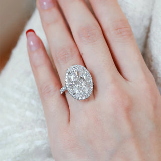 Grandeur Halo Ring