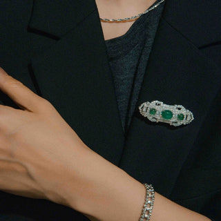 Jade Sovereign Brooch