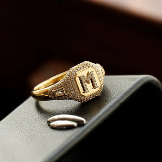 Signature M Sovereign Ring