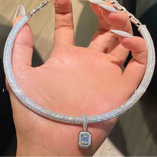 Lumière Drop Choker